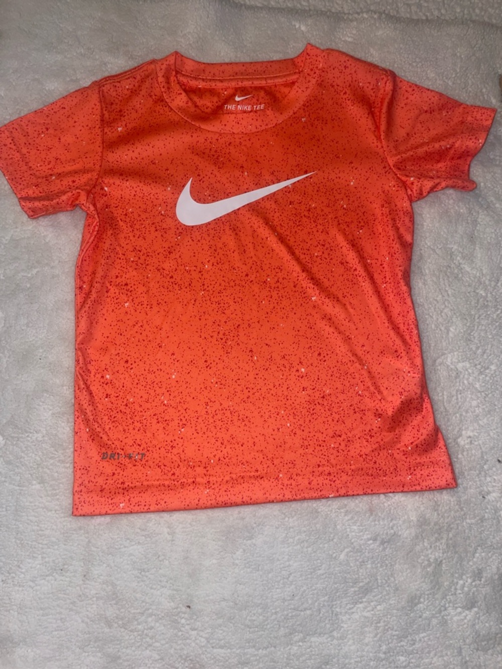 Boys 2t Nike dri fit top
